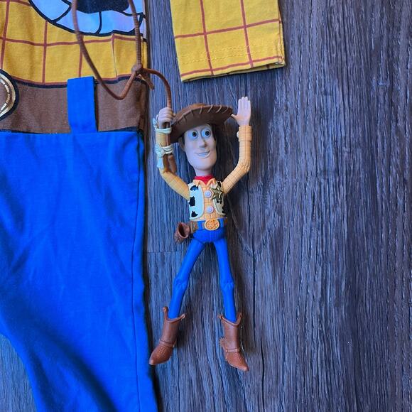 Disney Baby Toy Story Woody one piece 18-24M with toy - Picture 3 of 6